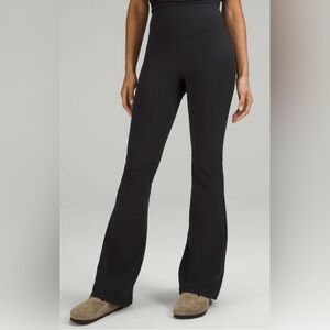 Lululemon Groove Super-High-Rise Flared Pant *Nulu Black